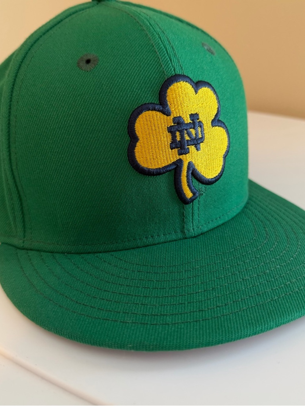 Notre Dame Fighting Irish Cap Men’s 7 & 3/8 New Era NCAA